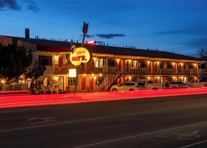 Apache Motel